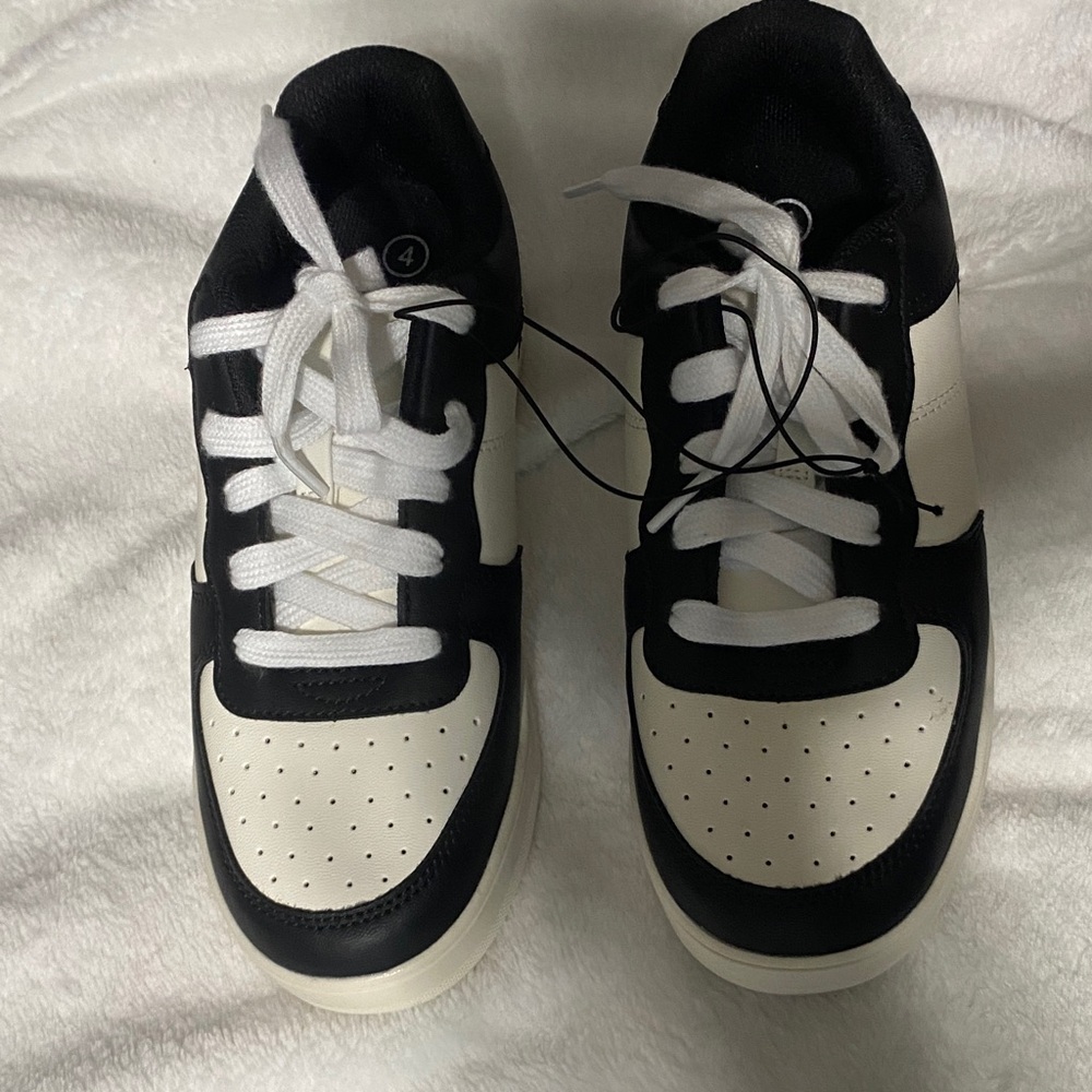 Art Class Black and White Kids Sneakers